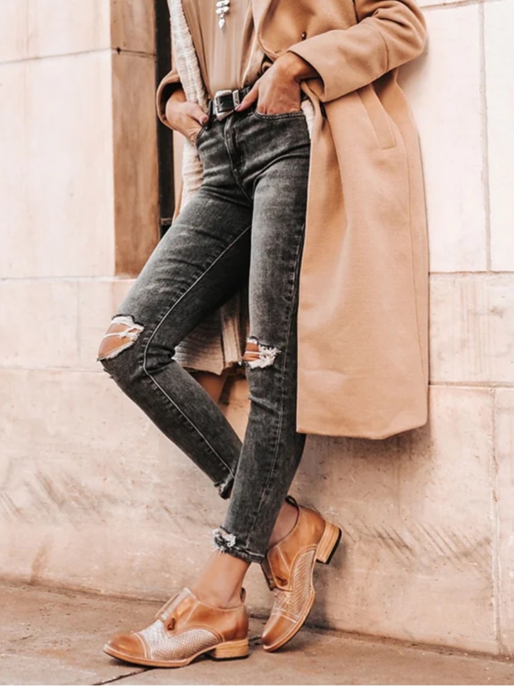 Freebird By Steven Mabel Oxford Leather in Taupe
